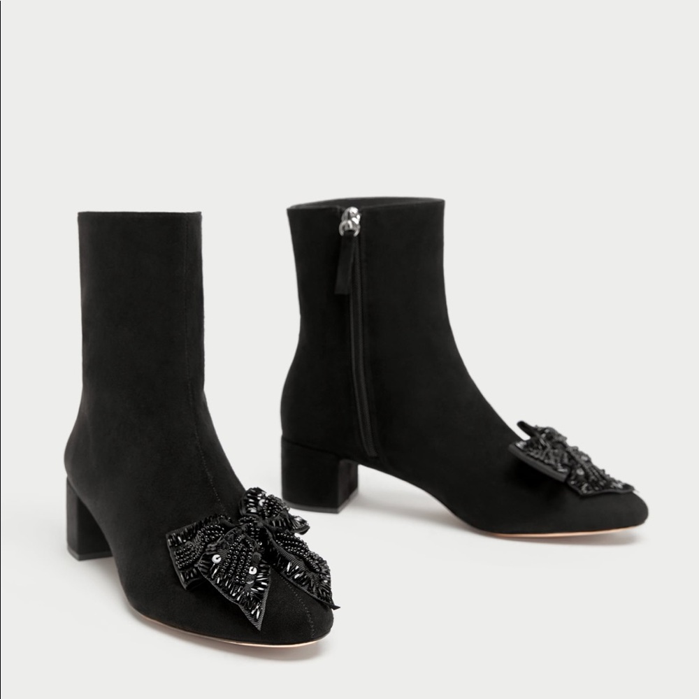 High Ankle Boots with Beaded Bow